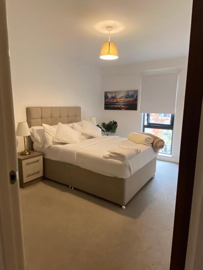 Modern Spacious 1 Bed Flat In Birmingham City Centre With Free Parking, Fast Free Wifi And Netflix Eksteriør billede